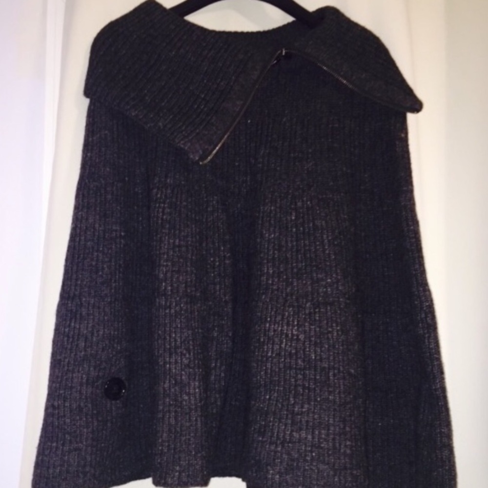 🧶🧶GAP SWEATER/PONCHO 🧶🧶